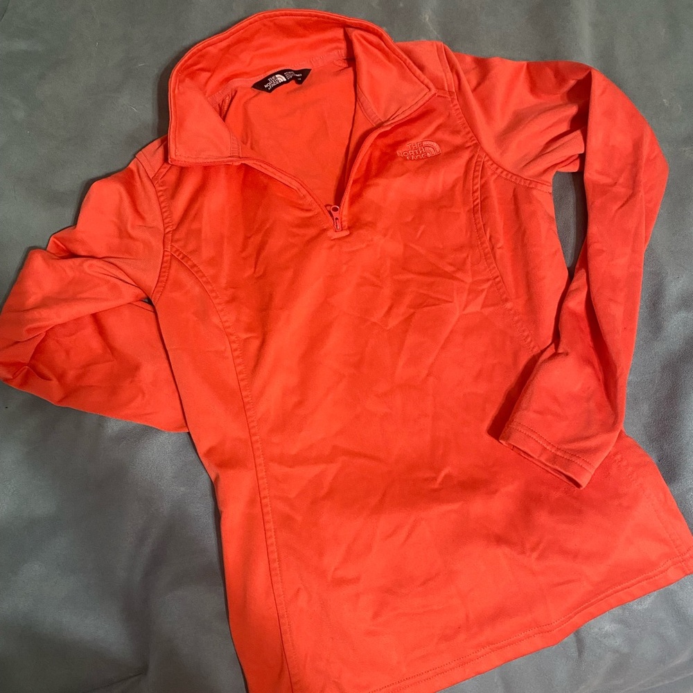 ✨North Face pullover ✨